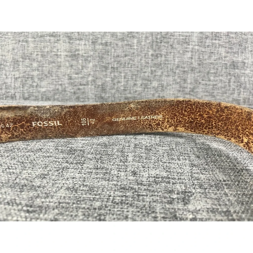Fossil Mens Distressed Brown Genuine Leather Belt Size 42 MB1250 200 42